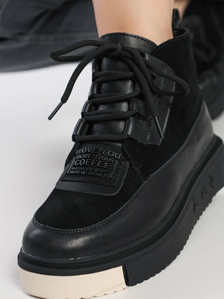 Ботинки-дерби черного цвета на платформе